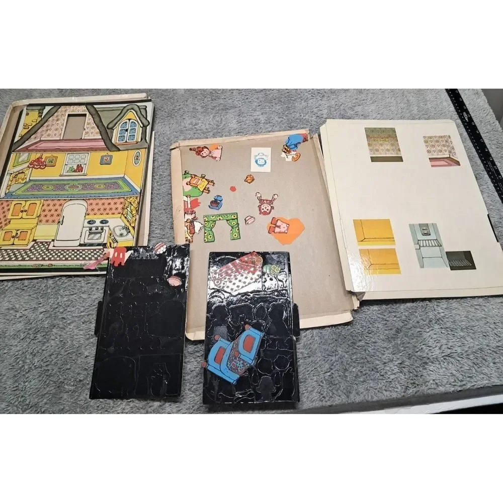 Vintage 1974 Raggedy Ann Doll House Colorforms Activity Toy Collectible Retro
